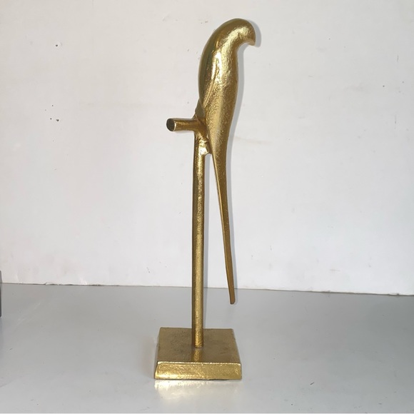 Vintage Gold Metal Parrot Bird On Perch 13" Table Top Sculpture - Picture 3 of 15